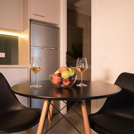 Lodge Modern Apartments, In Kalamaki Centre 객실 사진