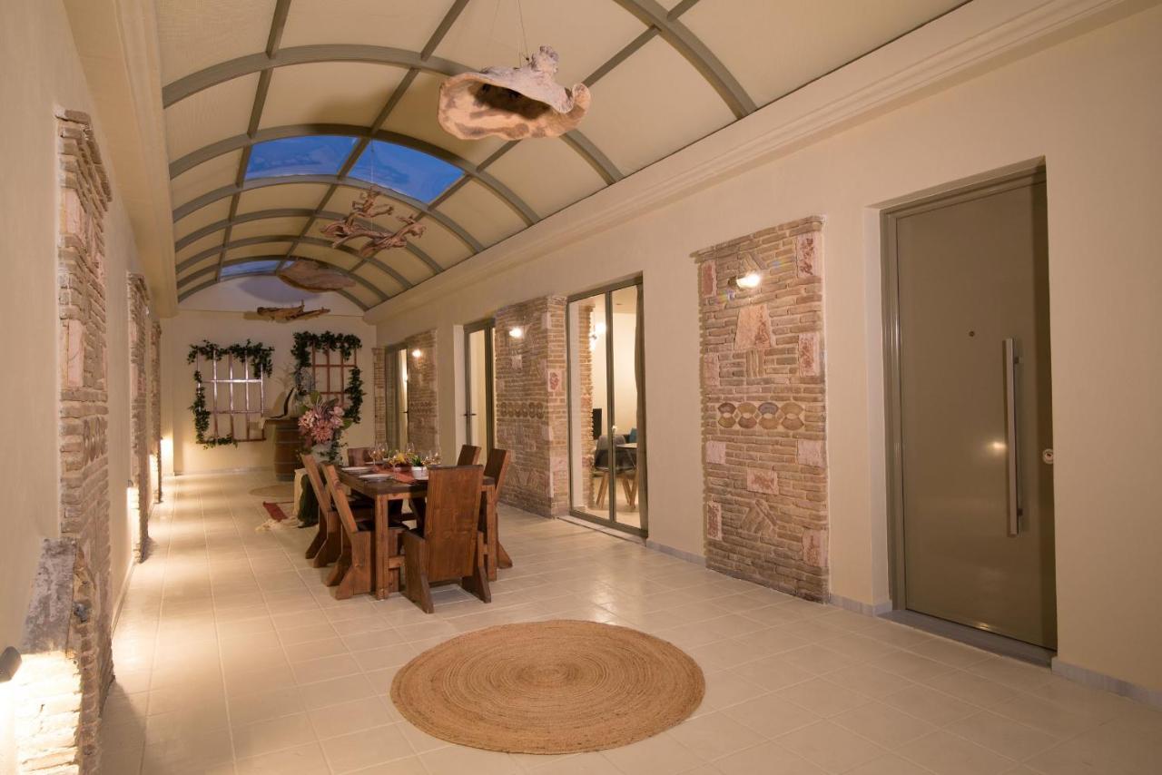 Lodge Modern Apartments, In Kalamaki Centre 외부 사진