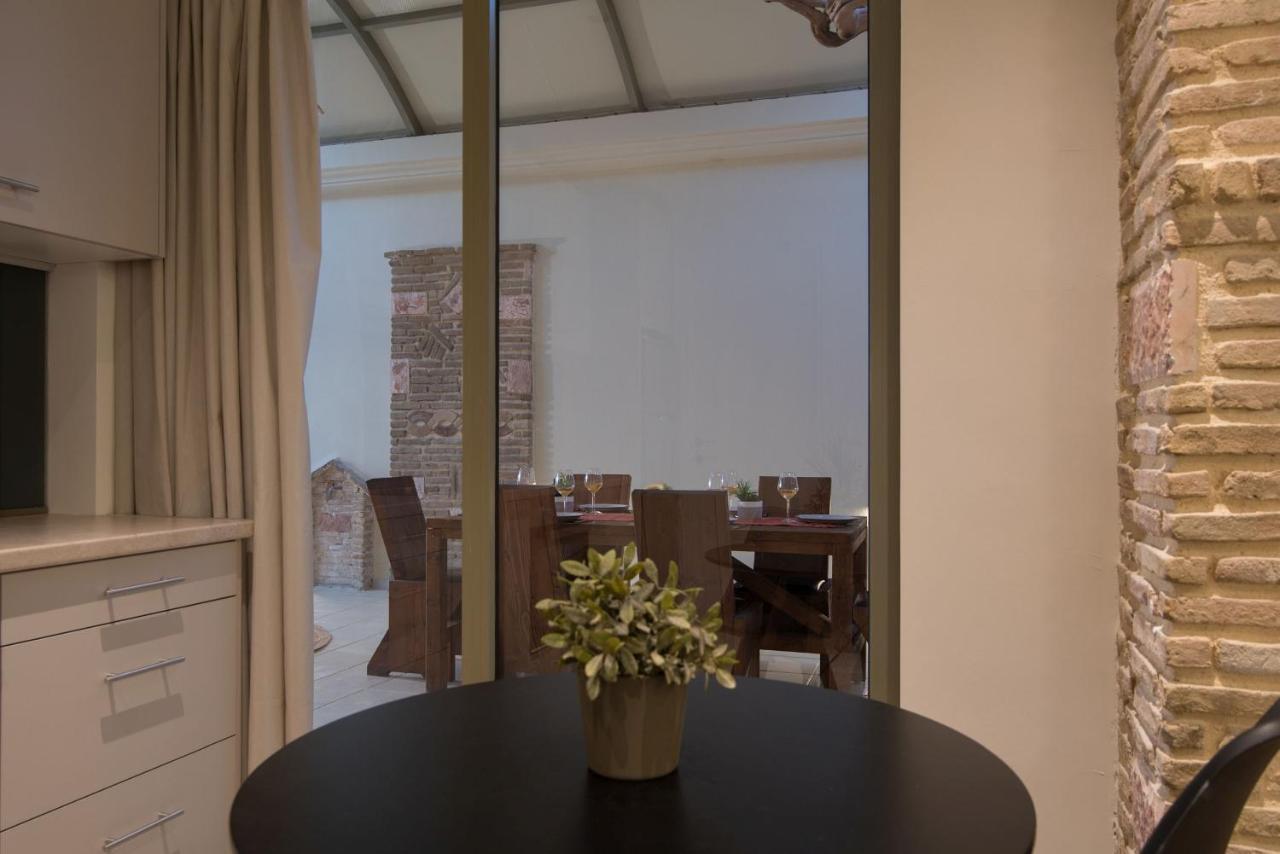Lodge Modern Apartments, In Kalamaki Centre 외부 사진