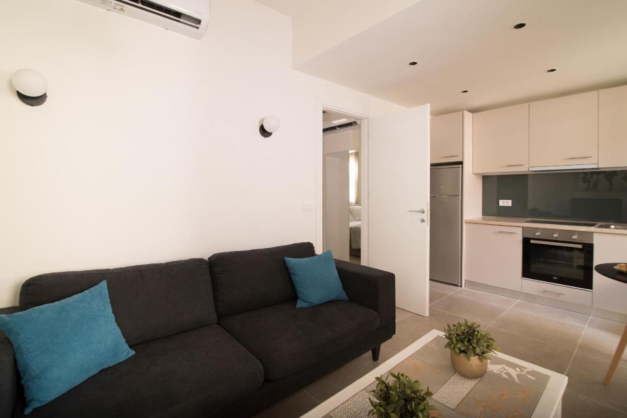 Lodge Modern Apartments, In Kalamaki Centre 객실 사진