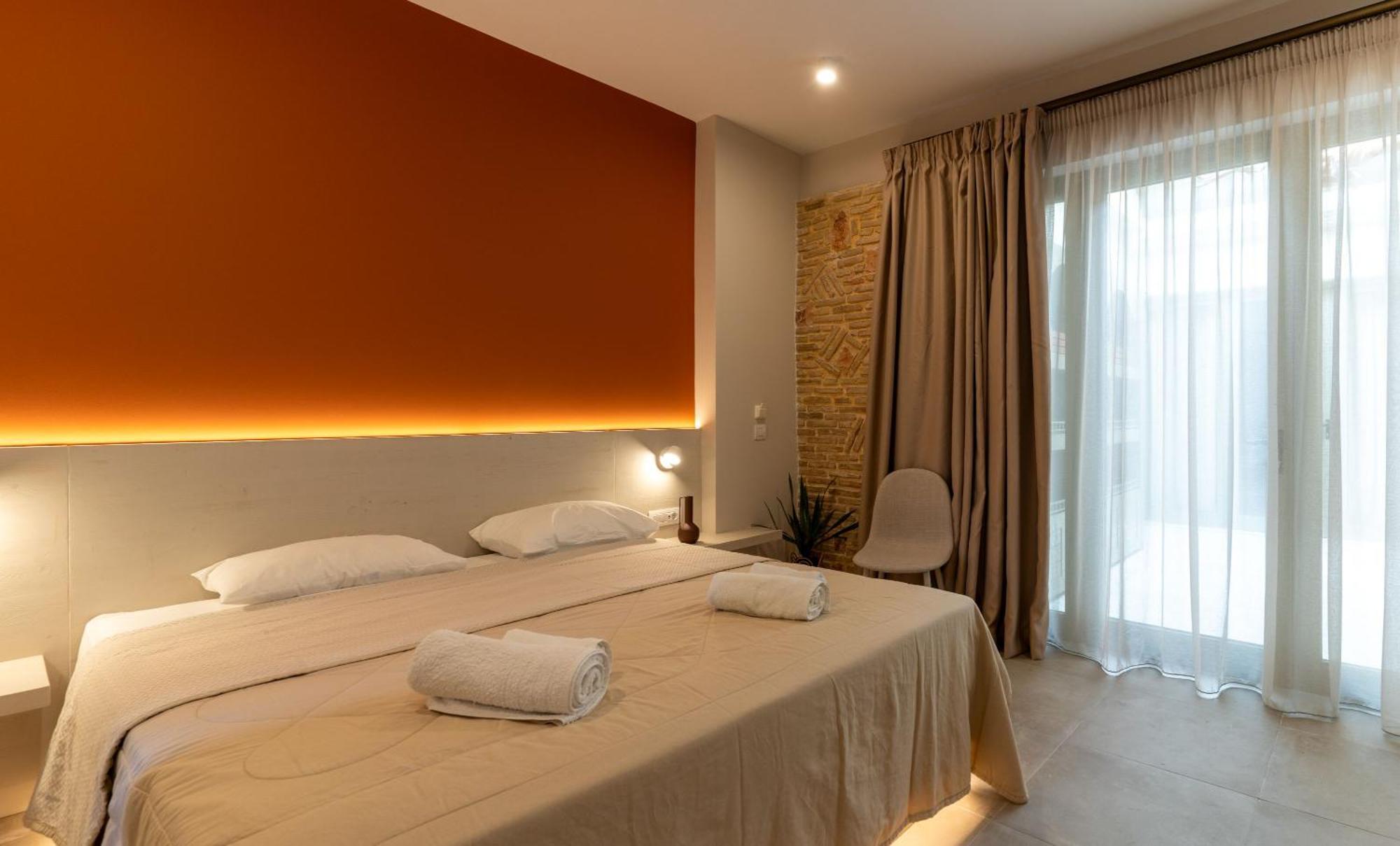 Lodge Modern Apartments, In Kalamaki Centre 외부 사진